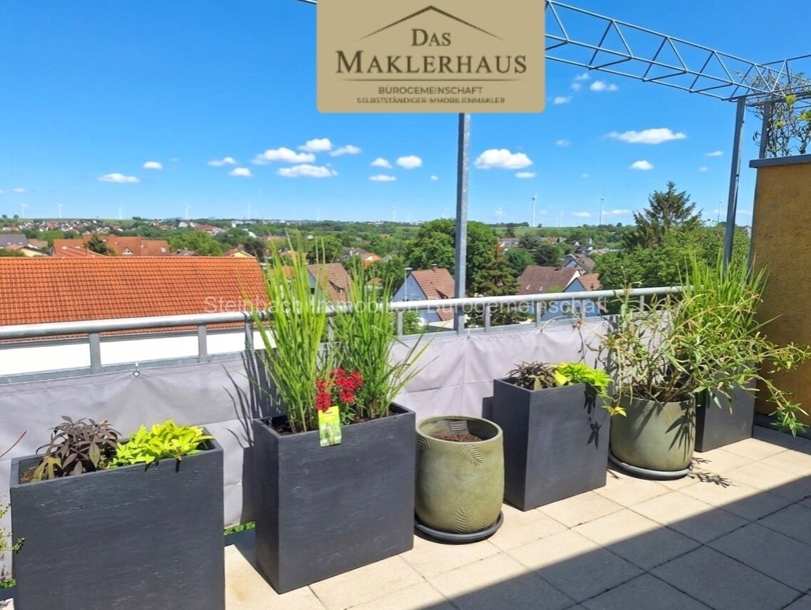 Maisonette mit Dachterrasse: Wohnen über den Dächern von Wörrstadt!!