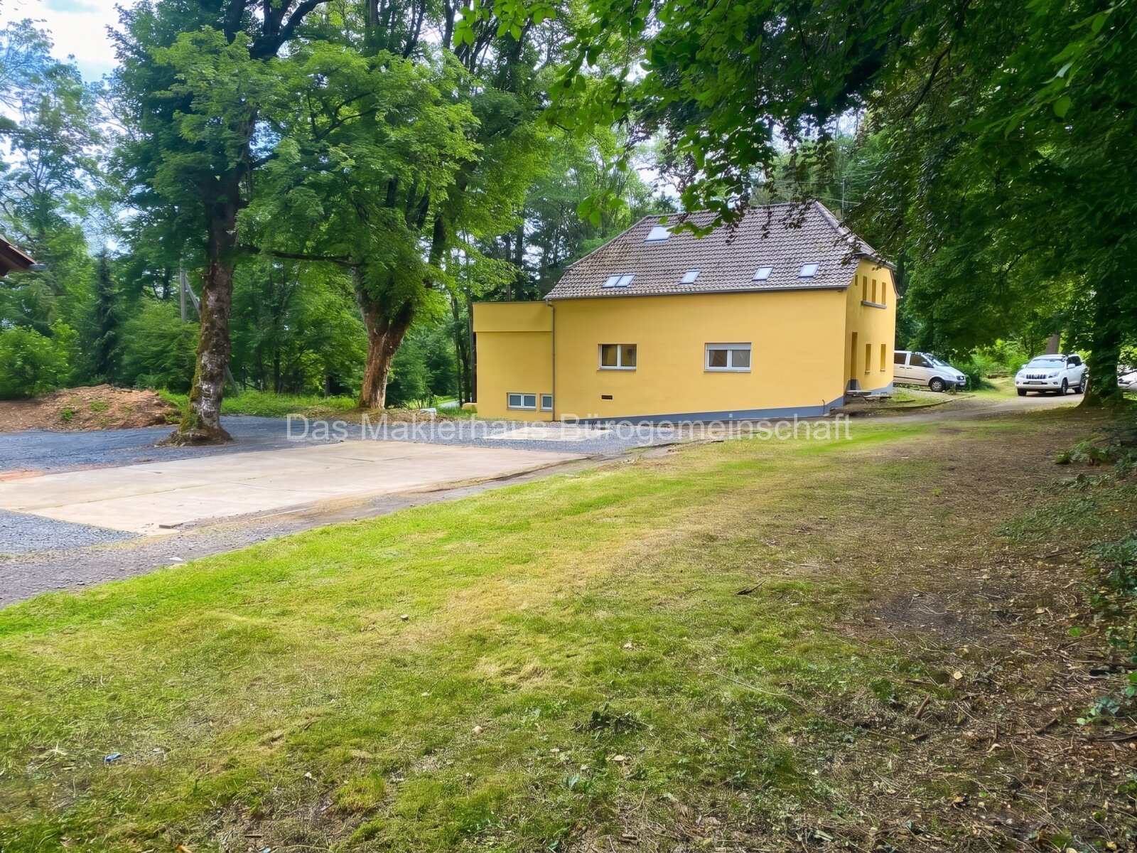 Waldhaus Donnersberg - Gastronomie mit Geschichte auf dem höchsten Berg der Pfalz